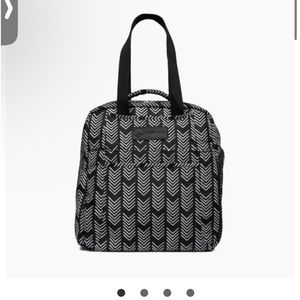 Sarah Wells Kelly pump bag